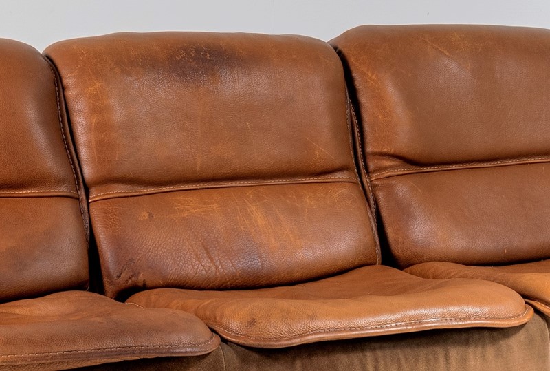 De sede ds12 model leather and suede 3 seater sofa-greencore-design-de-sede-model-ds-12-cognac-leather-and-suede-3-seater-sofa-16-main-637758461440253910.jpg