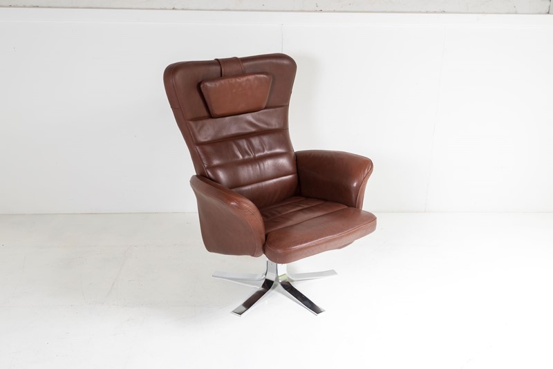 Mid-Century  Cognac Leather Swivel Reclining Chair-greencore-design-mid-century-danish-swivwl-recliner-leather-chair-1-main-637896289498001099.jpg
