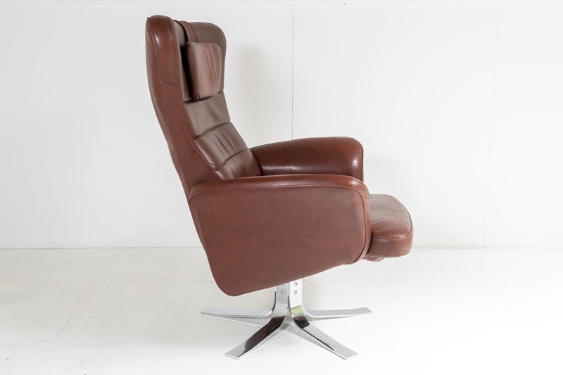 Mid-Century  Cognac Leather Swivel Reclining Chair-greencore-design-mid-century-danish-swivwl-recliner-leather-chair-3-main-637896290525901050.jpg