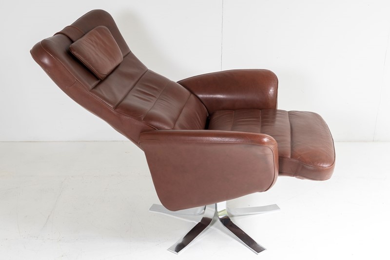 Mid-Century  Cognac Leather Swivel Reclining Chair-greencore-design-mid-century-danish-swivwl-recliner-leather-chair-4-main-637896290533244547.jpg