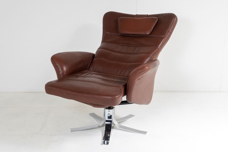 Mid-Century  Cognac Leather Swivel Reclining Chair-greencore-design-mid-century-danish-swivwl-recliner-leather-chair-6-main-637896290549026260.jpg