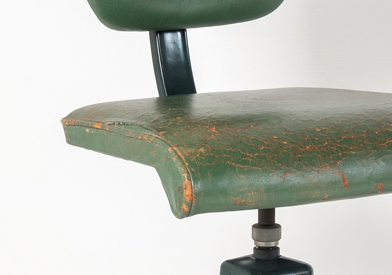 Original 1950s industrial factory stool evertaut-greencore-design-original-1950s-evertaut-industral-factory-stool-8-main-637603903812522436.jpg