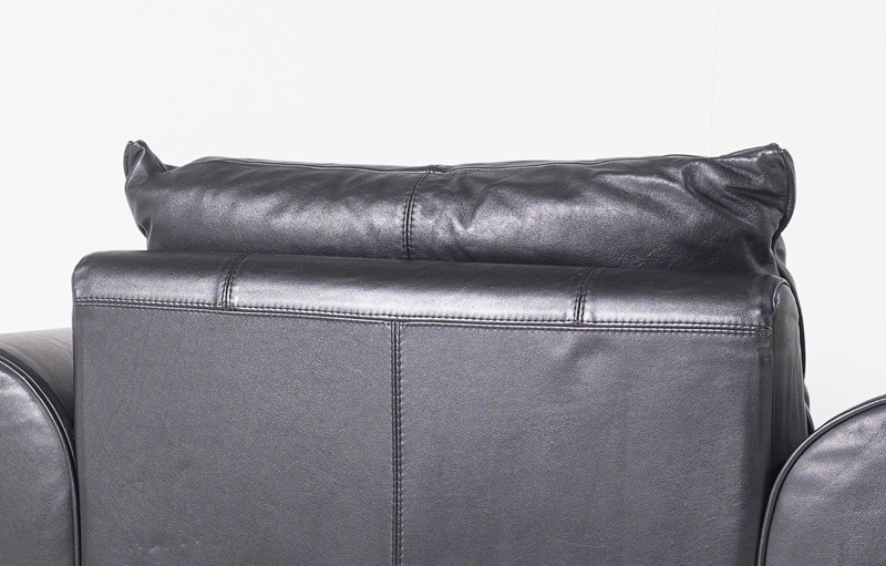 Large Vintage Black Leather Armchair Cor German-greencore-design-vintage-1980s-black-leather-club-lounge-armchiar-by-cor-germany-11-main-637690290245732449.jpg