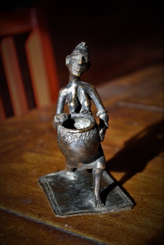 African Bronze Figure-grovetrader-pot1-main-638129250227242112.jpg