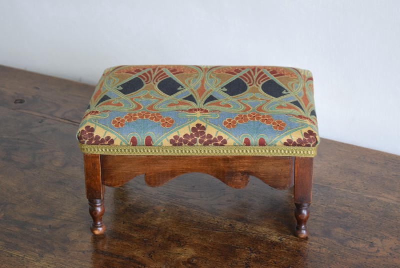 Victorian Footstool Upholstered in Liberty Fabric-grumbla-lane-dsc-1766-main-637876914527440455.JPG