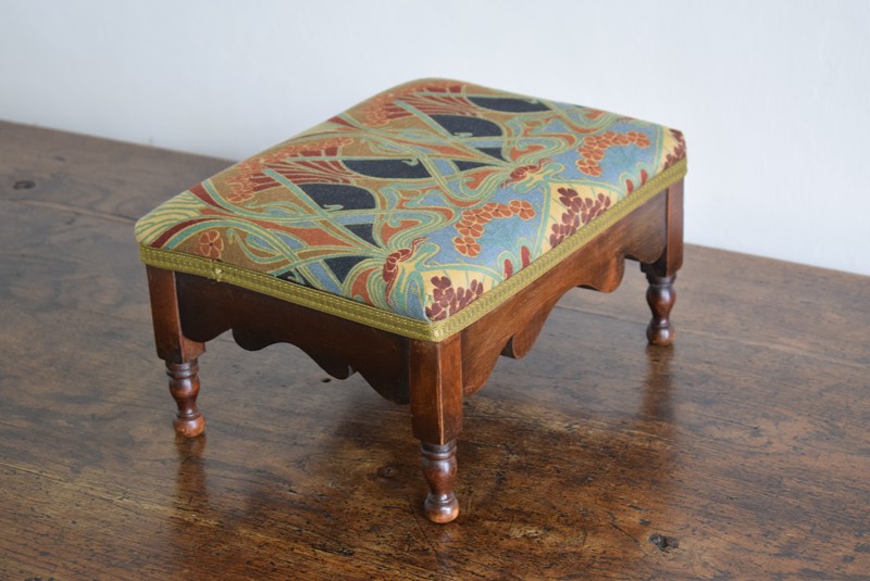Victorian Footstool Upholstered in Liberty Fabric-grumbla-lane-dsc-1767-main-637876914543533406.JPG