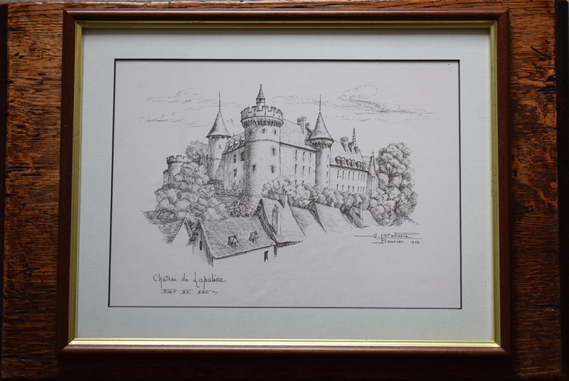 Chateau de Lapalisse Original Pen and ink Drawing-grumbla-lane-dsc-9605-main-637747428365690496.JPG