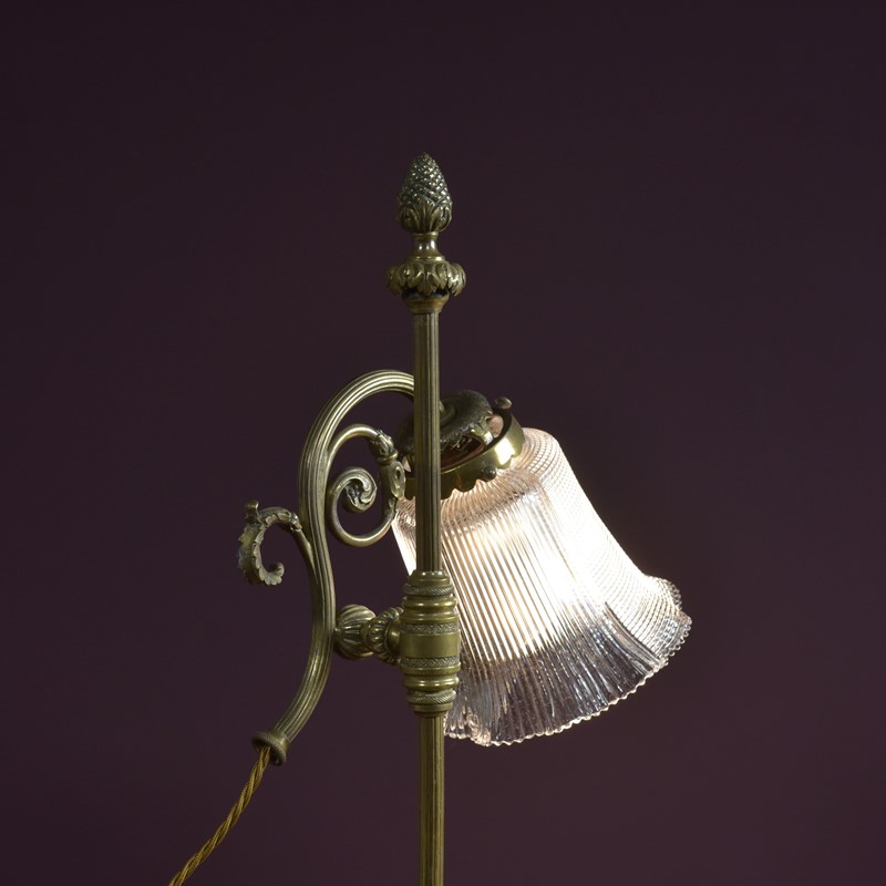 Antique Decorative Gilt Brass Students Lamp-haes-antiques-dsc-0185cr-main-637916003581360113.jpg
