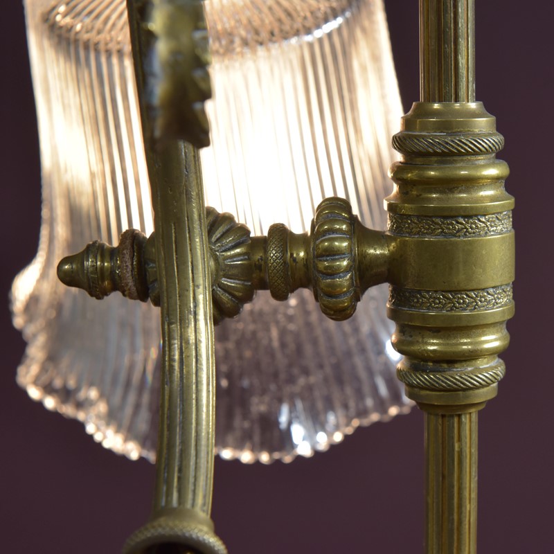 Antique Decorative Gilt Brass Students Lamp-haes-antiques-dsc-0193cr-main-637916003934014890.jpg
