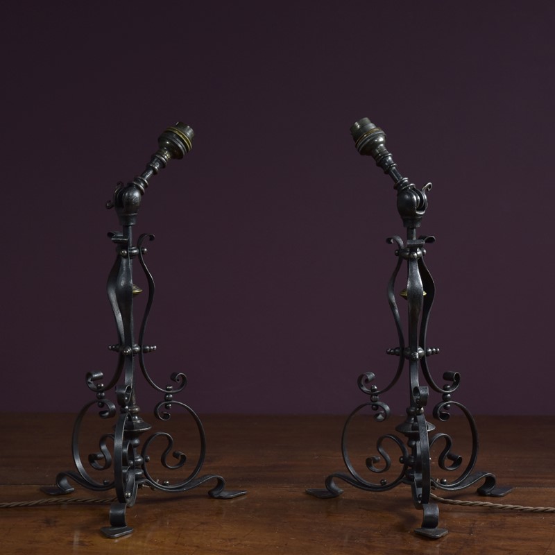 Pair Antique Arts & Crafts Table Lamps-haes-antiques-dsc-0237cr-main-637916665811007062.jpg