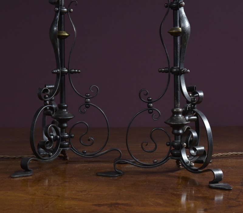 Pair Antique Arts & Crafts Table Lamps-haes-antiques-dsc-0254cr-main-637916666525224453.jpg