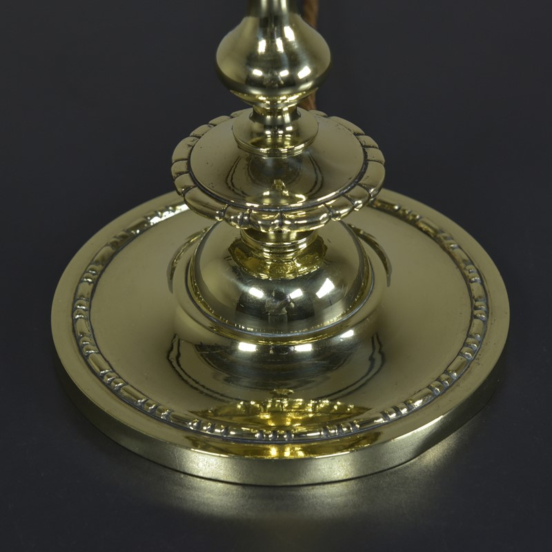 Antique Brass "Bead & Reel" Table / Desk Lamp -haes-antiques-dsc-2302cr-fm-main-637251276965979349.jpg