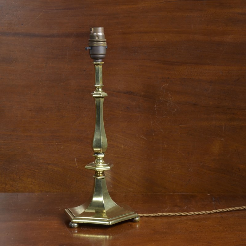 Antique Hexagonal Polished Brass Lamp-haes-antiques-dsc-3203cr-main-638055203528250270.jpg