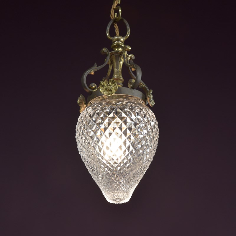 Gilt Galleried Pineapple Pendant Light-haes-antiques-dsc-3402cr-main-638142439560646182.jpg