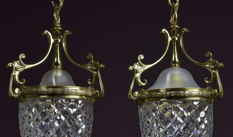 Pair Antique  Edwardian Cut Glass Lanterns-haes-antiques-dsc-3816feat-main-638056100087114295.jpg