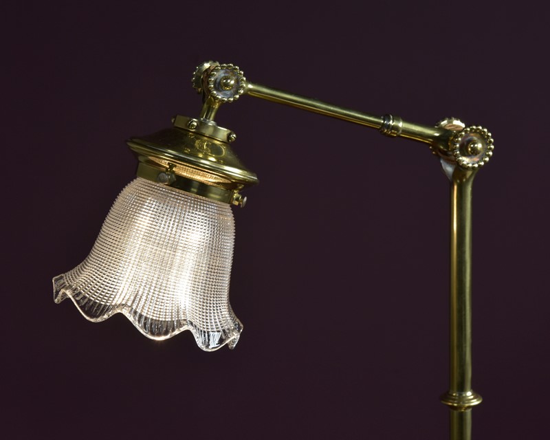 Antique Brass Dugdill's Desk Lamp-haes-antiques-dsc-3965cr-main-638041392011331651.jpg
