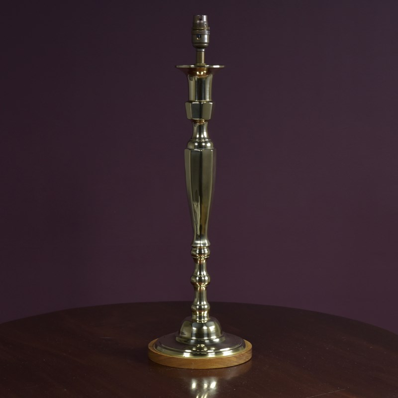 Cast Brass Lamp - Hong Kong-haes-antiques-dsc-4330cr-main-638058614898619082.jpg