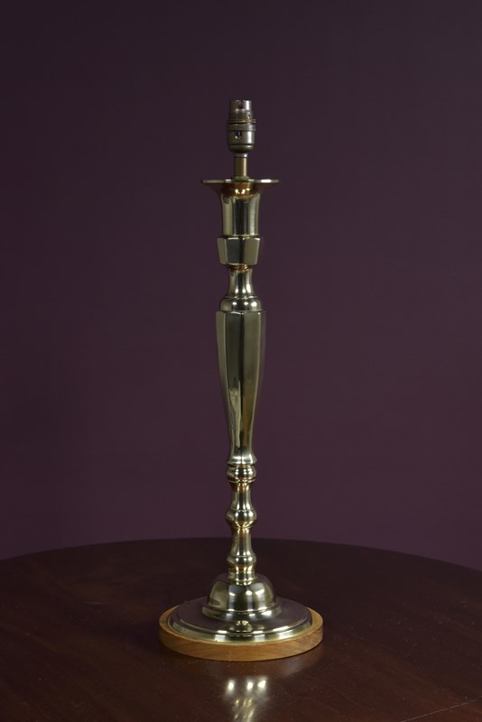 Cast Brass Lamp - Hong Kong-haes-antiques-dsc-4331cr-main-638058616238977027.jpg