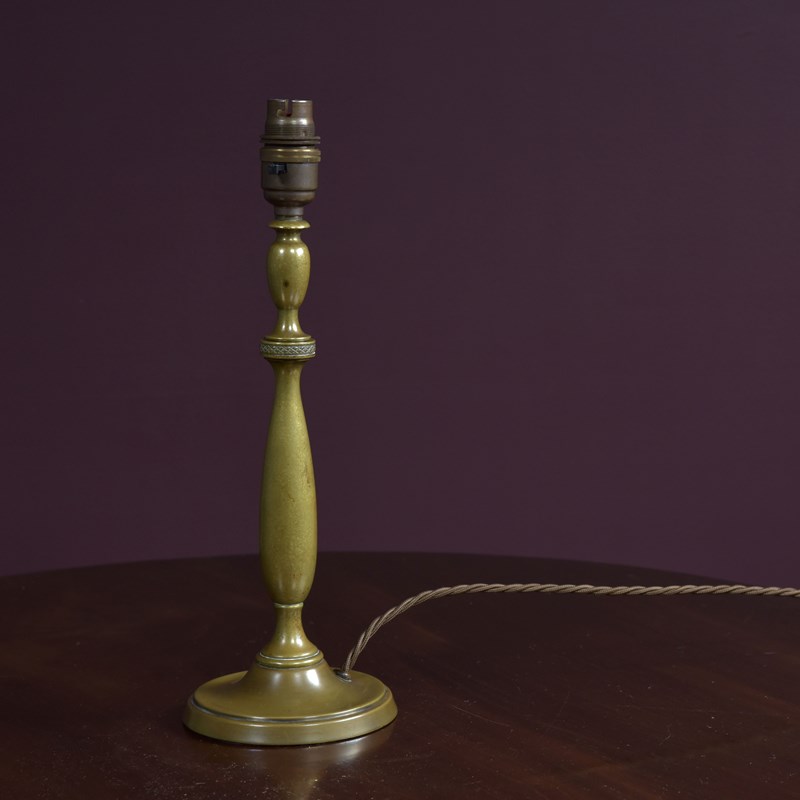 Antique Best & Lloyd Brass Lamp-haes-antiques-dsc-4339cr-main-638058640978088099.jpg