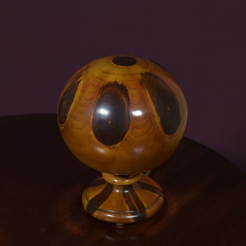 Brazilian Monkey Puzzle Globe Lamp-haes-antiques-dsc-4394cr-main-638063018005895529.jpg