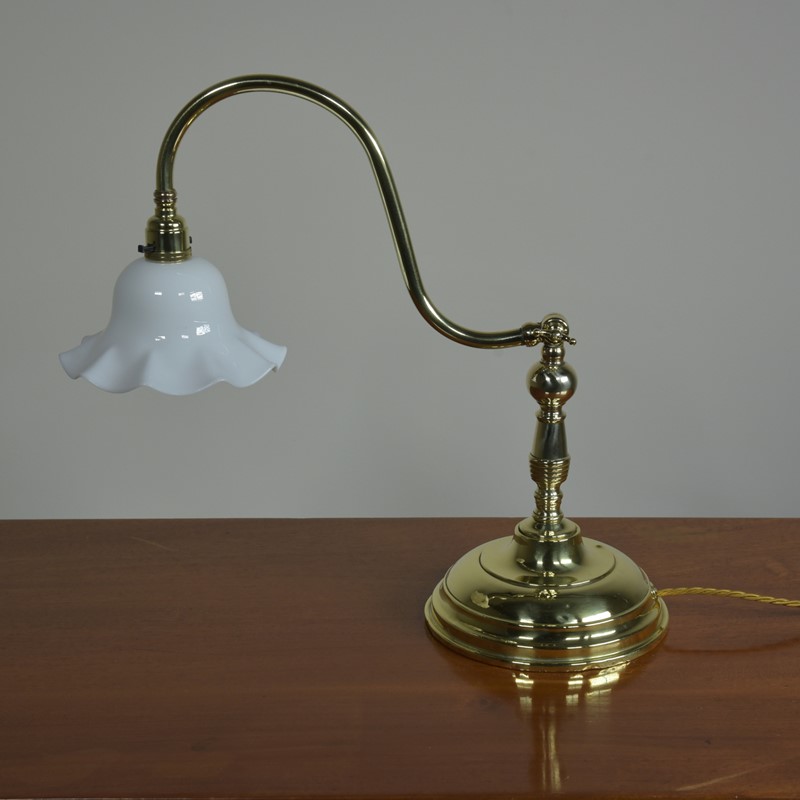 Antique Swan Necked Brass Table  Lamp-haes-antiques-dsc-5192cr-fm-main-637407274347216244.jpg