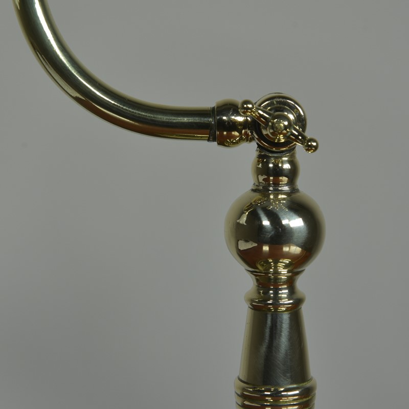 Antique Swan Necked Brass Table  Lamp-haes-antiques-dsc-5207cr-fm-main-637407274677683166.jpg