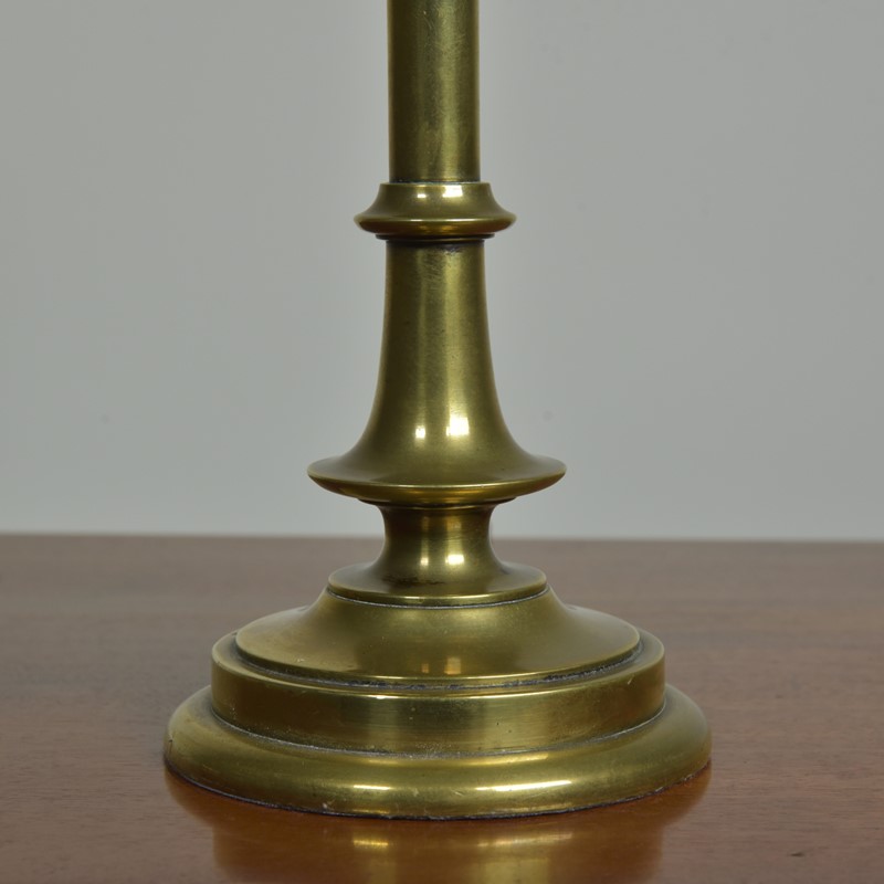 Brass Knopped Stem Table Lamp -haes-antiques-dsc-5236cr-fm-main-637426168520066839.jpg