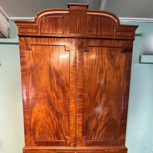 Georgian Mahogany Linen Press