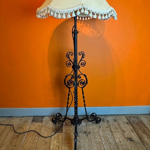 Victorian Wrought Iron Telescopic Floor Lamp