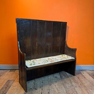 Antique Oak Cottage Settle With Cre...