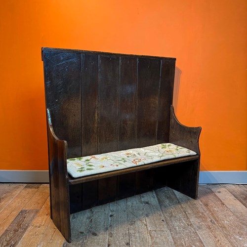 Antique Oak Cottage Settle With Crewelwork Cushion
