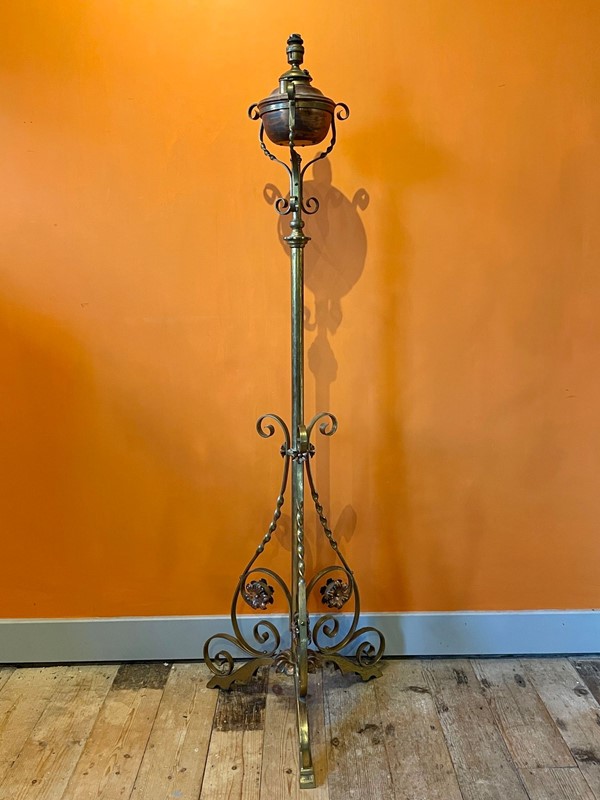Victorian Adjustable Brass Standard Lamp Mamner Of WAS Benson-hand-of-glory-1-daf93519-0569-4c21-a2f1-71b3182edbc4-1-201-a-main-638030106606560786.jpeg