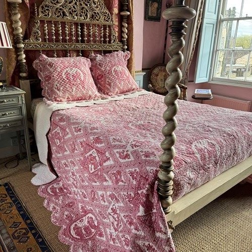 Huge French Red Toile De Jouy Boutis Quilt & Pillows