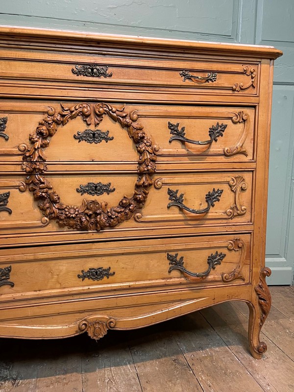 French Marble Top Foliate Carved Beechwood Commode-hand-of-glory-4-d7cdb773-161b-4a94-801c-d38e7439f3bd-1-201-a-main-638086317766354953.jpeg