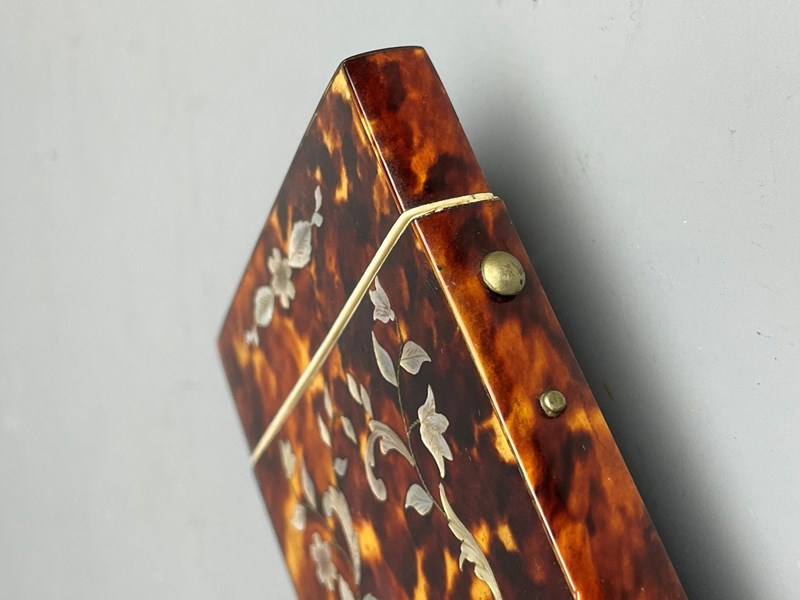 Victorian Tortoiseshell & Mother Of Pearl Card Case-hand-of-glory-5-eba9a5d8-09a7-40cf-88fd-f05d875af57a-main-638220172688269283.jpeg