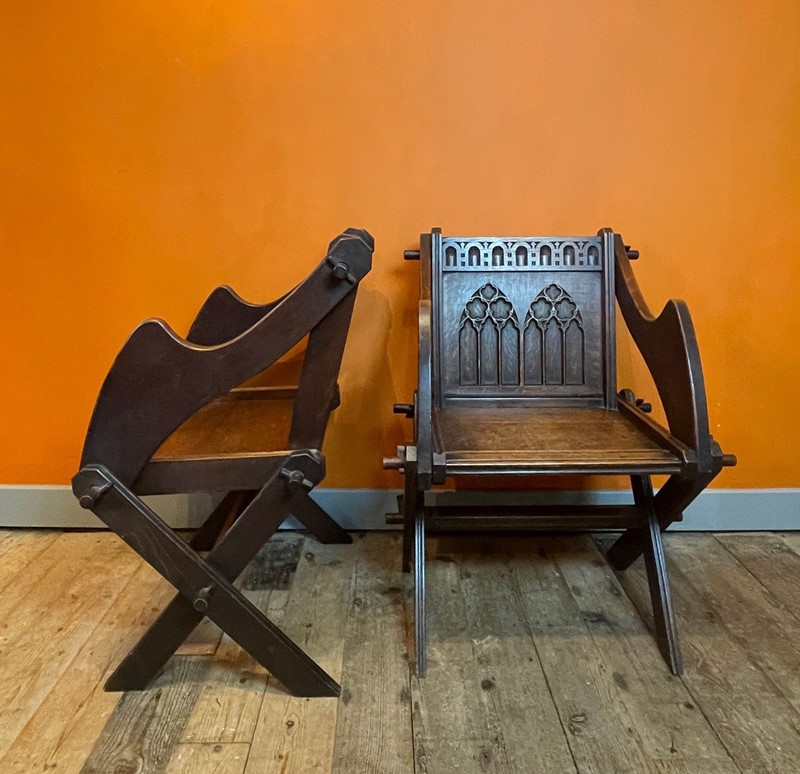 Pair of Victorian Gothic Oak Glastonbury Chairs-hand-of-glory-7-bc5145fb-0430-40f7-9fc3-7fb7661f69f8-1-201-a-main-638017120984375932.jpeg