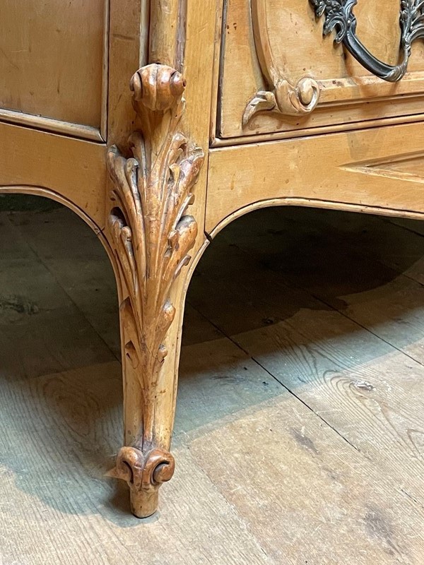 French Marble Top Foliate Carved Beechwood Commode-hand-of-glory-8-10ccd879-8356-4f56-a59d-5598a7aa9573-main-638086317824322562-1.jpeg