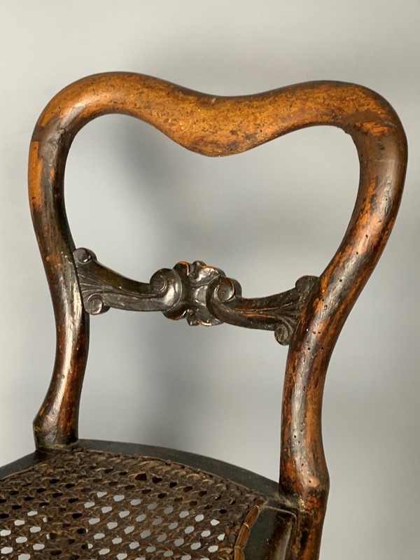 Victorian Child's or Doll's Chair-hand-of-glory-8bd0361b-1717-4dcf-bb8d-fc7cad8b798b-main-637742290866216882.jpeg