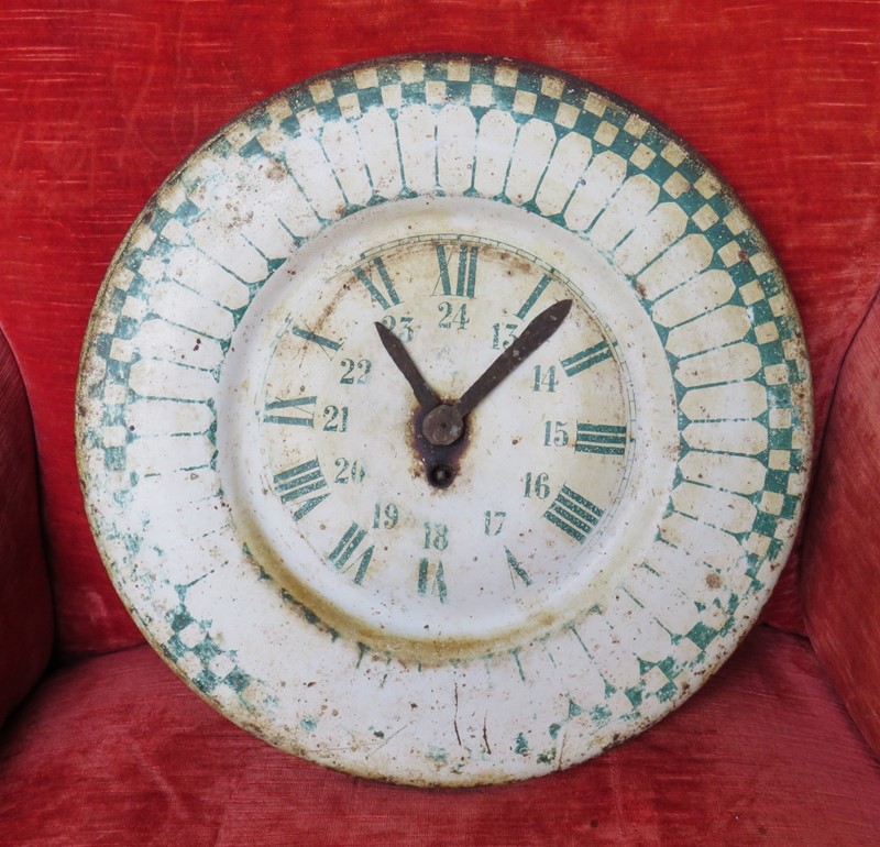 Antique Decorative French Tole Ware Clock-harmony-antiques-img-0714-1024x985-main-637696596210572970.jpg