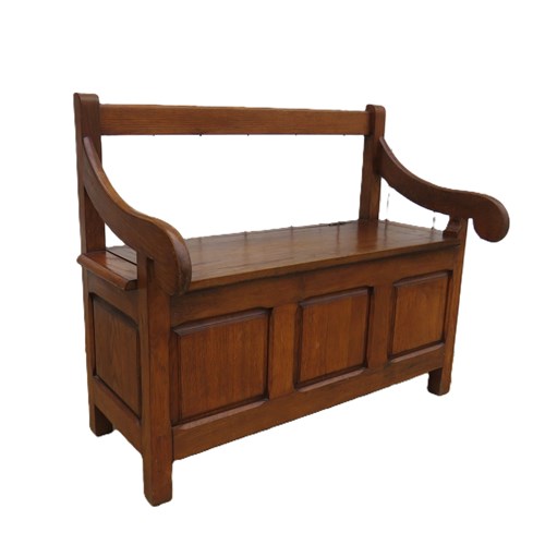 Oak Hall Bench