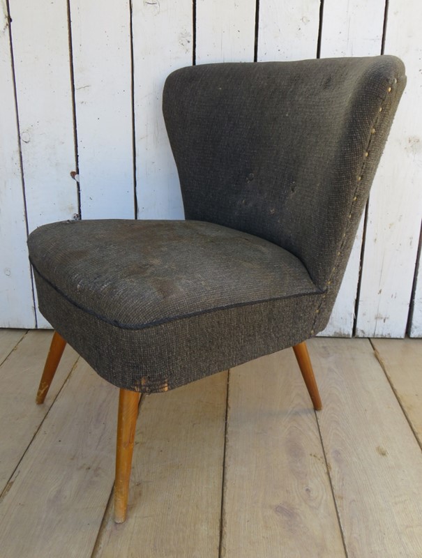 1950's Cocktail Chair For Re-upholstery-harmony-antiques-img-3655-774x1024-main-637947264266294543.jpg