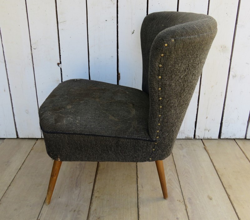 1950's Cocktail Chair For Re-upholstery-harmony-antiques-img-3656-1024x902-main-637947263870998492.jpg