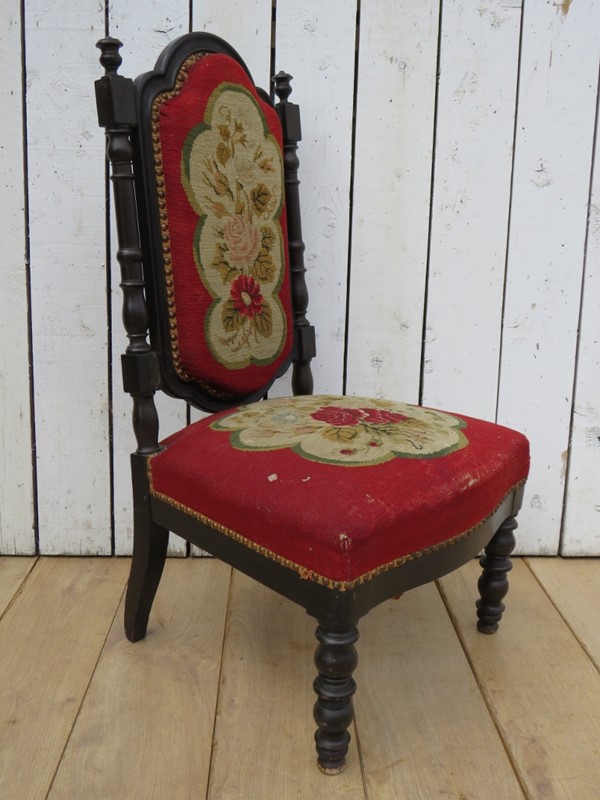 Antique French Prie Dieu Prayer Chair-harmony-antiques-img-3714-768x1024-main-637949738219140174.jpg