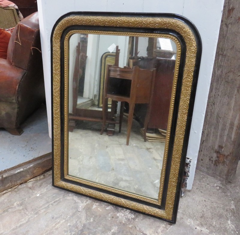Antique Louis Philippe Wall Mirror-harmony-antiques-img-4546-1024x1002-2-main-638058537715689387.jpg