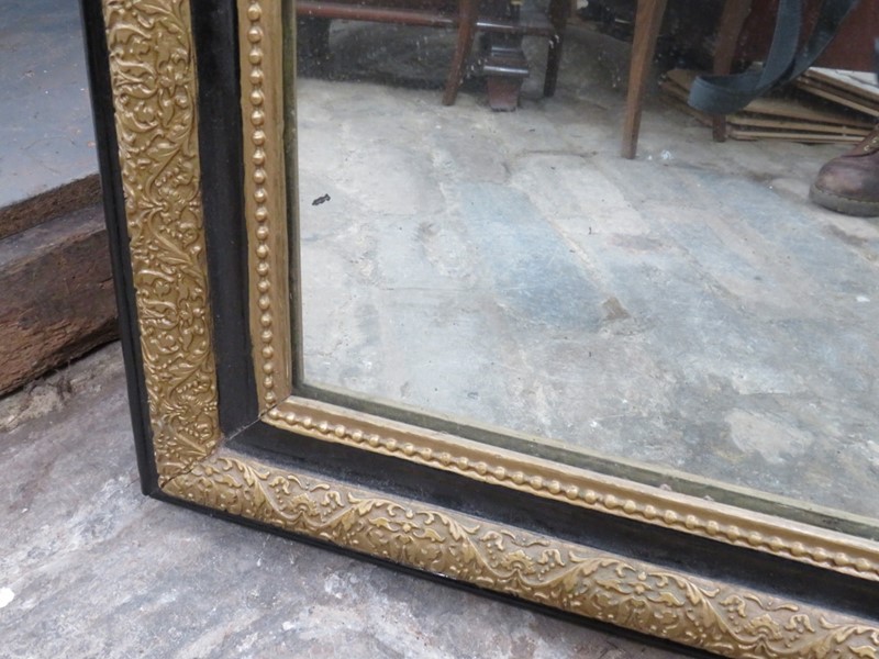 Antique Louis Philippe Wall Mirror-harmony-antiques-img-4549-1024x768-main-638058538076922753.jpg