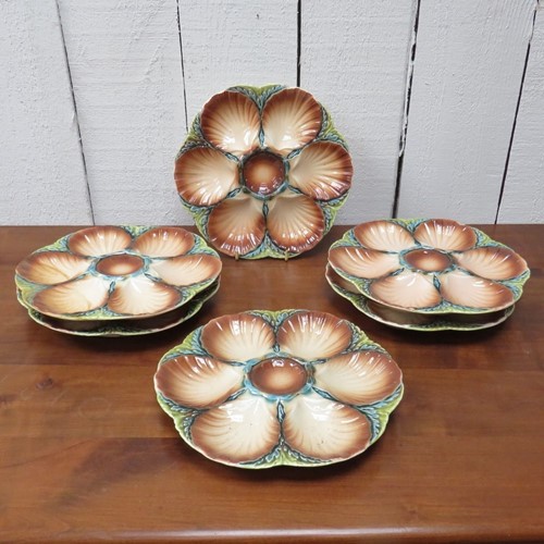 Set of six french oyster plates by serreguemines