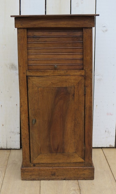 Antique Elm Bedside Cabinet-harmony-antiques-img-7093-614x1024-main-637286023154129894.jpg