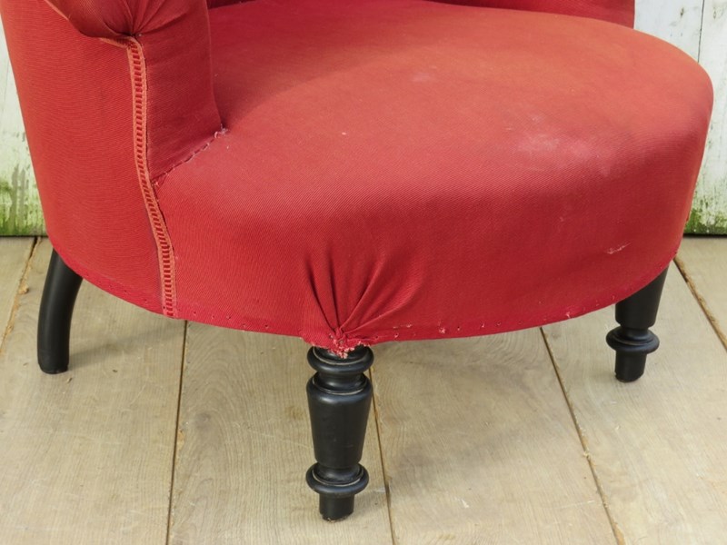 Antique French Napoleon III Crapaud Tub Chair-harmony-antiques-img-7313-1024x768-main-638368643542353647.jpg