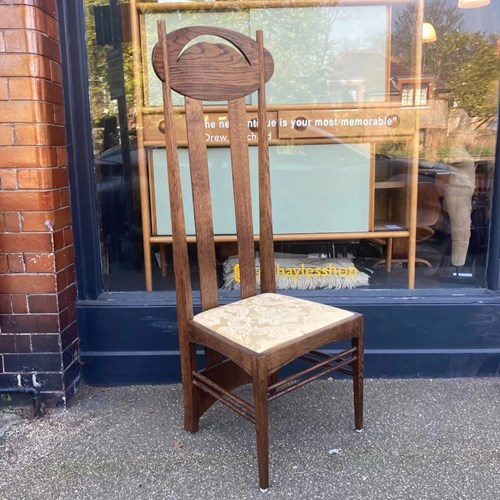 Set Of Eight Dining Chairs, In The Style Of An Argyle Chair