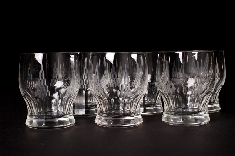 Art Deco Etched Whiskey / Water Glasses-house-of-hummingbird-45e995f0-db73-46af-a638-73272add55a9-main-638091261155737002.jpeg